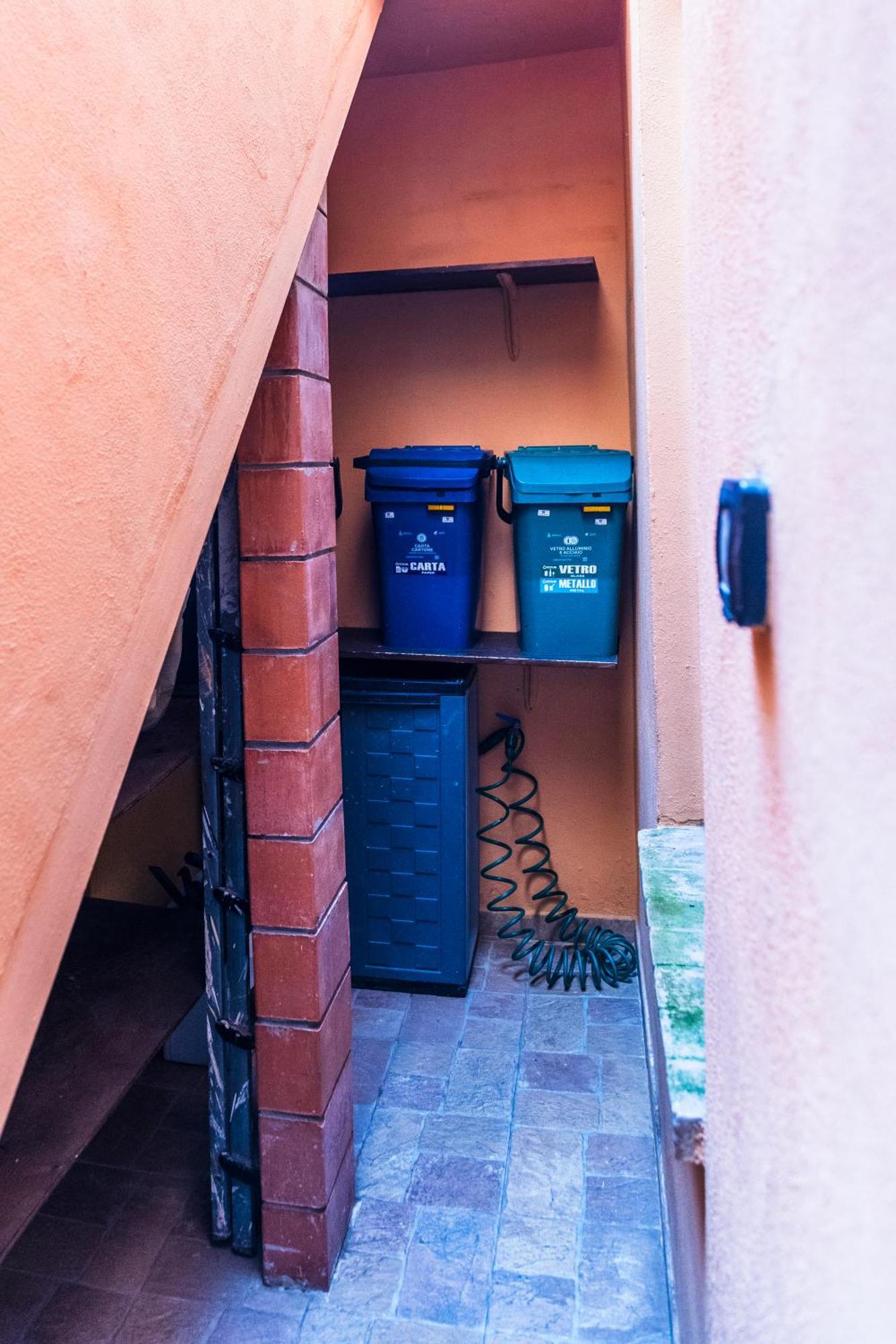 La Casa Di Ryan - Camere - Policlinico - Cittadella Monserrato Buitenkant foto